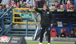 Były trener Legii Warszawa schronił się w ambasadzie w Teheranie. Nie czuł się bezpiecznie