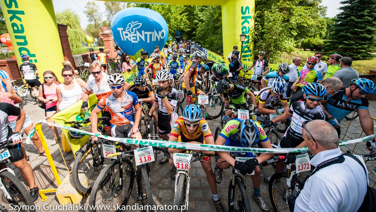 Mariusz Kowal i Karolina Kozela ponownie okazali się najlepsi w zawodach Pucharu Polski w maratonie MTB w cyklu Skandia Maraton Lang Team. Liderzy klasyfikacji generalnej zwyciężyli w wyścigu w Krokowej. Podobnie było tydzień wcześniej w Bukowinie Tatrzańskiej.