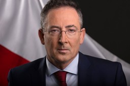 PiS zapowiada wotum nieufności wobec ministra kultury. Chodzi o TVP