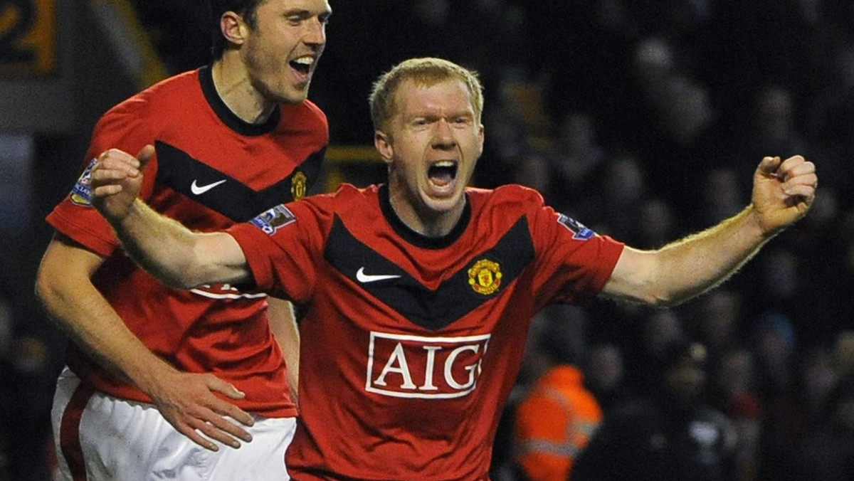 Wczoraj wieczorem ostatni swój mecz w barwach Manchesteru United rozegrał prawdziwy symbol drużyny z Old Trafford - Paul Scholes. Zawodnika, który grał w barwach United dwie dekady był żegnany przez 75 tys. widzów oraz gwiazdy światowego futbolu.