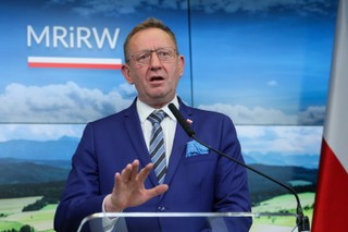 Minister rolnictwa: Rząd za wydłużeniem pomocy zbożowej i nawozowej