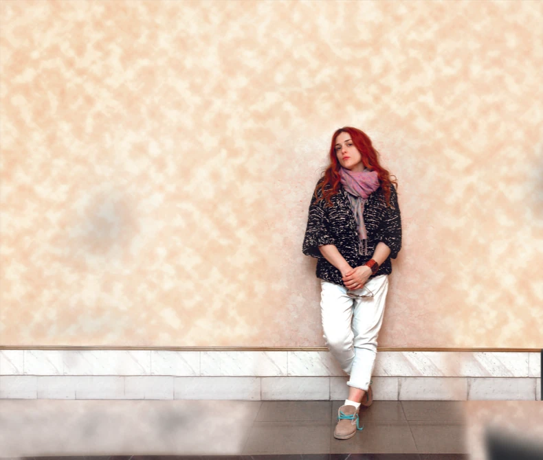 Milica Janevski (Julija) rođena je 1986. u Valjevu