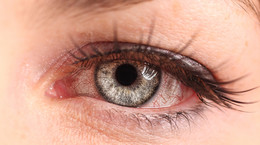Bóle oczu przy COVID-19