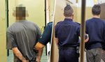 Pijani i agresywni bracia zaczepiali przechodniów. Pobili policjanta