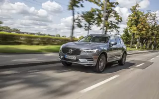 Volvo XC60 T8 AWD - bez prądu traci sens