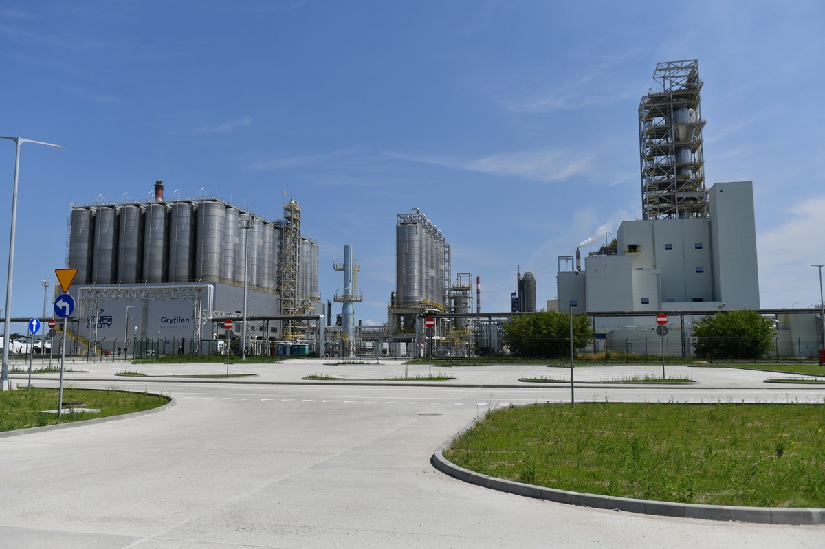 Państwowe zakłady chemiczne ze stratami. Jest porozumienie z bankami