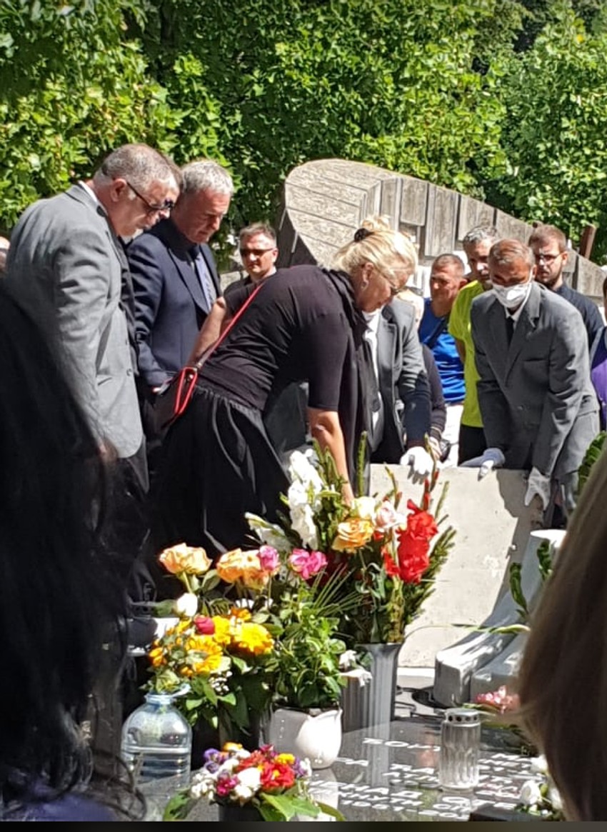 Sahrana Miroslava Lazanskog