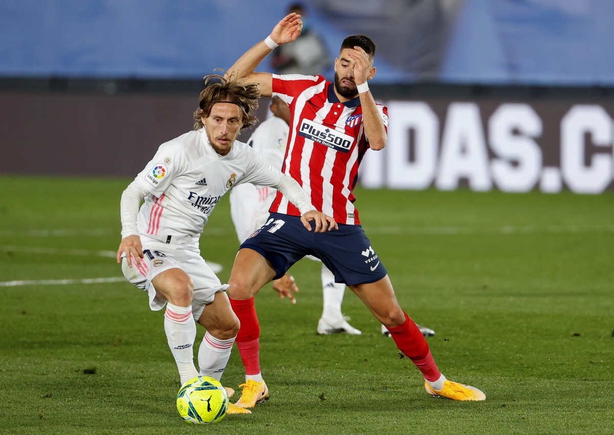 Luka Modric i Yannick Carrasco