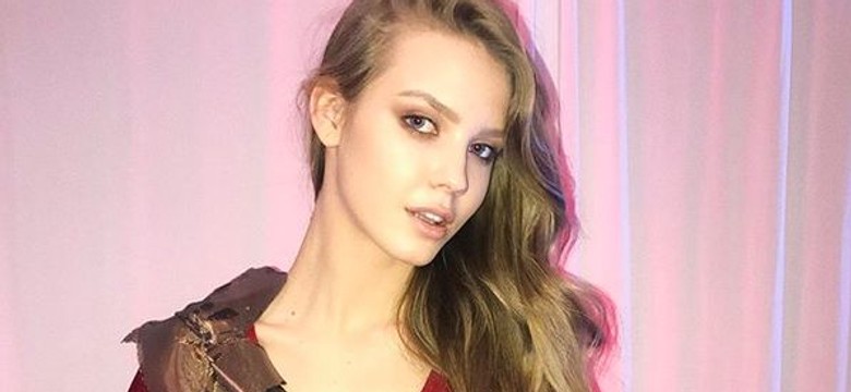 Córka Lisa i Rusin zachwyca na studniówce w sukni od duetu Paprocki & Brzozowski