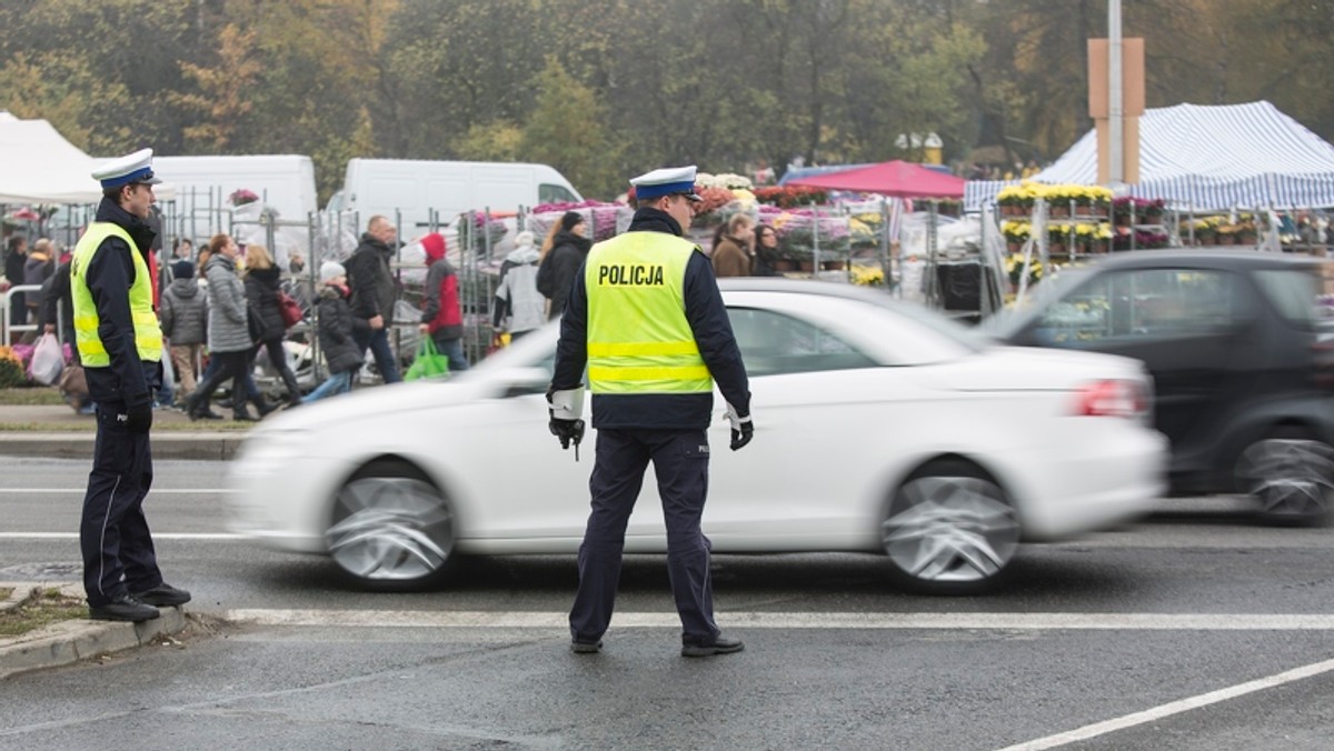 Wszystkich Świętych w Kielcach. Zmiany w organizacji ruchu przy cmentarzach