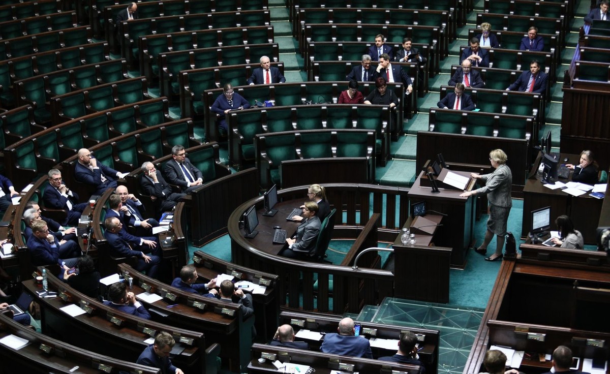 Prezydencki projekt nowelizacji ustawy o Krajowej Radzie Sądownictwa ma wrócić do komisji