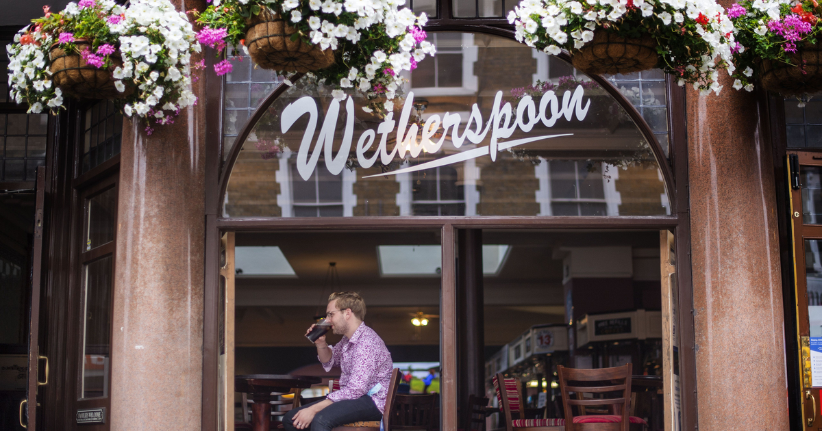 Wetherspoon posts 3.7% sales growth despite £60m wage cost hit