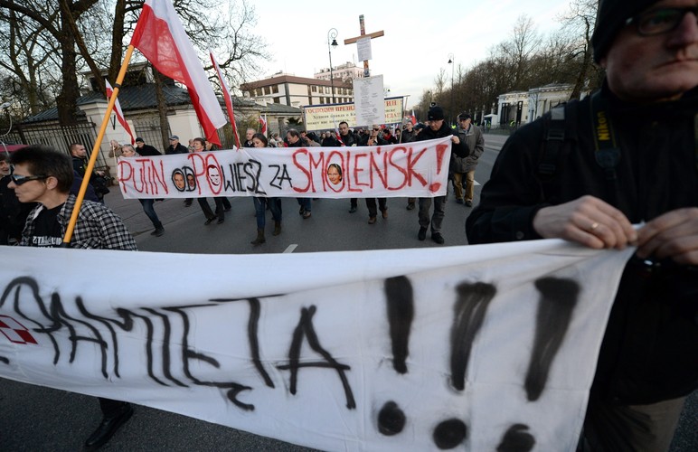 Manifestacja przed ambasadą Rosji