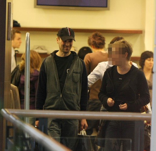 W ciągu kilku ostatnich miesięcy Maciej Zientarski bywał widywany w warszawskich restauracjach i centrach handlowych