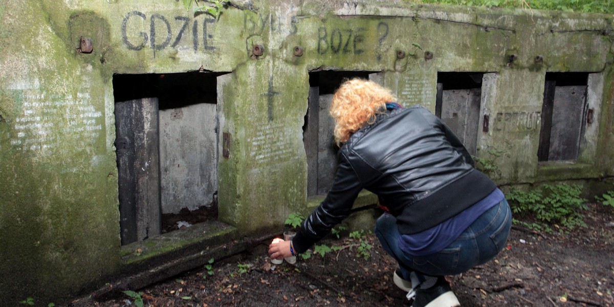 Ojciec zabił córeczkę w nadmorskim parku. Mama dziewczynki uważa, że zawiedli lekarze, którzy nie rozpoznali u niego psychozy