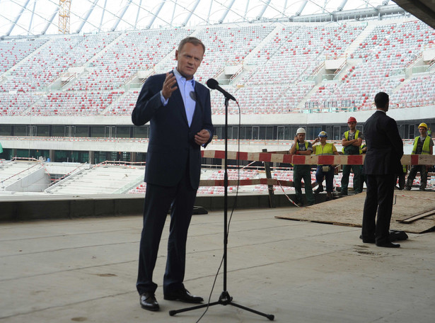 Tusk o odwołanym Superpucharze: Stadion nie był gotowy