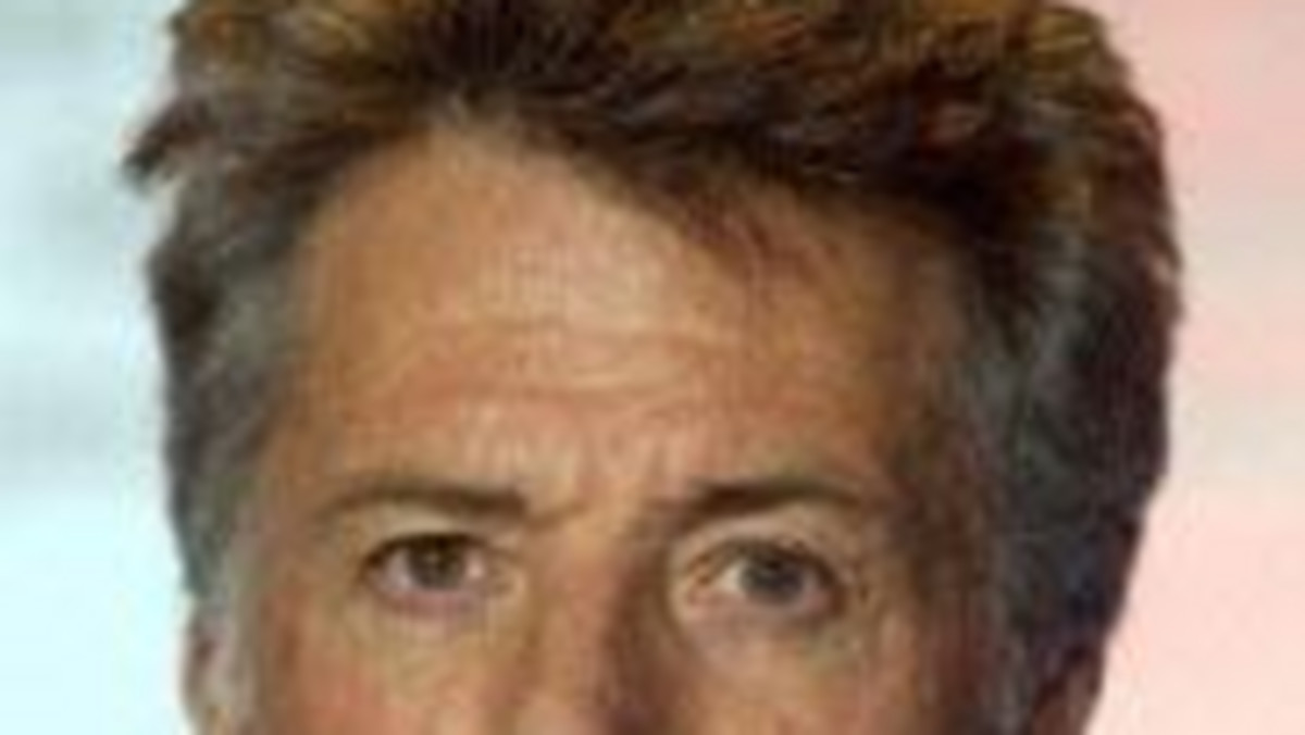 Dustin Hoffman postanowił dołączyć do obsady najnowszego filmu "Little Fockers" i pojawił się na planie, aby nakręcić kilka dodatkowych scen.