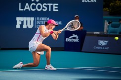Iga Świątek w takim stroju zagra na Roland Garros. Oczy bolą [FOTO]