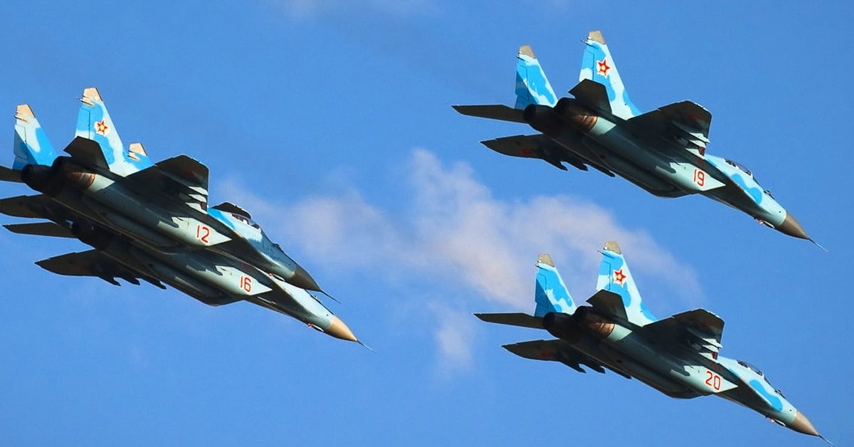 ¿Estados Unidos compró aviones de combate kazajos para Ucrania?