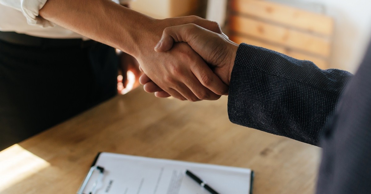 OECD ostrzega przed zmowami przetargowymi. Firmy powinny zweryfikować swoje praktyki