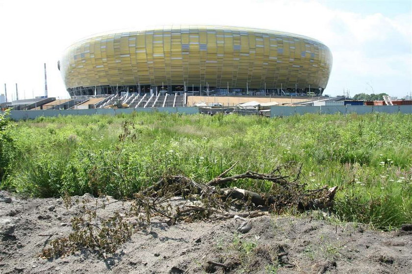 Stadion niegotowy, a prezydent na urlopie