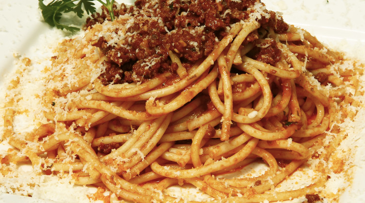Húsos spagetti