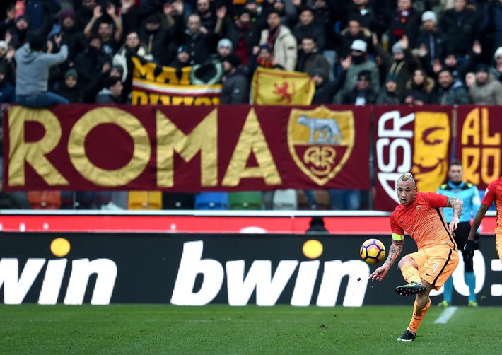 15 (15) AS Roma