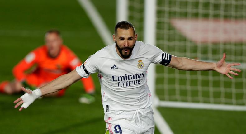 Benzema - buteur lors du choc Real Madrid - Fc Barcelone