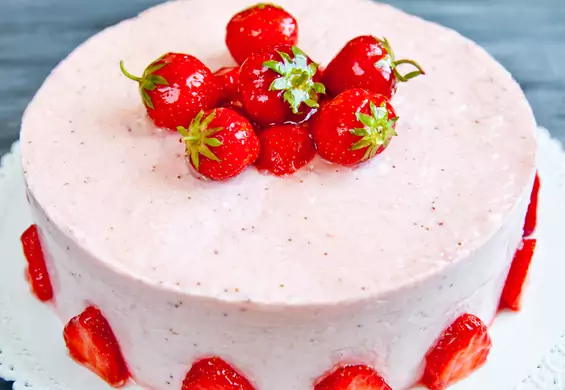 Przepis na jogurtowe ciasto truskawkowe
