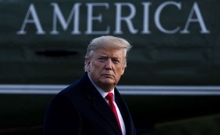 Trump zdymisjonował członków administracji zaangażowanych w impeachment