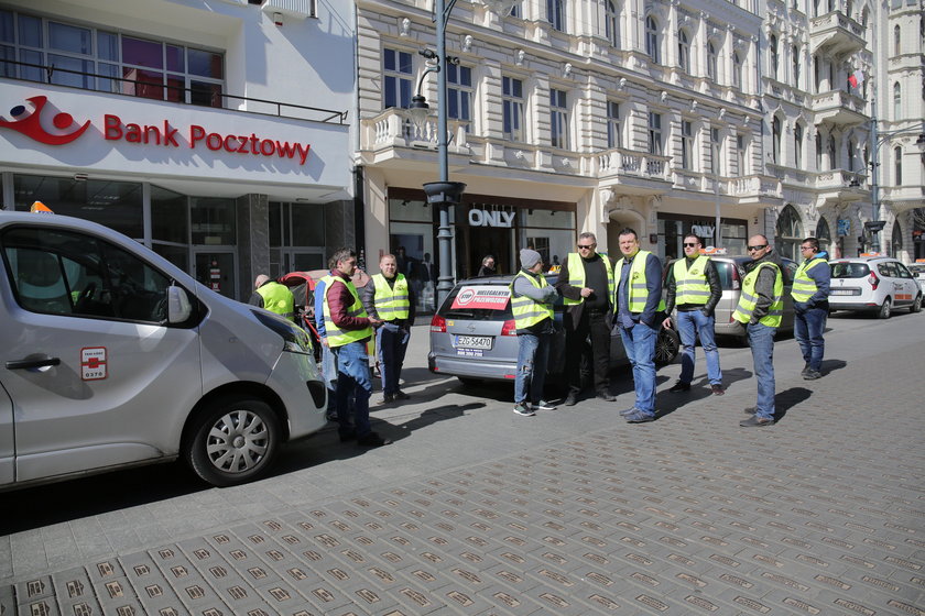 Taksówkarze z petycją u wojewody