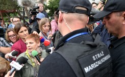 Ochojska niewpuszczona do Sejmu. 'Do Sarajewa mogłam się dostać, do Sejmu nie mogę. Chyba wrócę z jakimś konwojem humanitarnym'