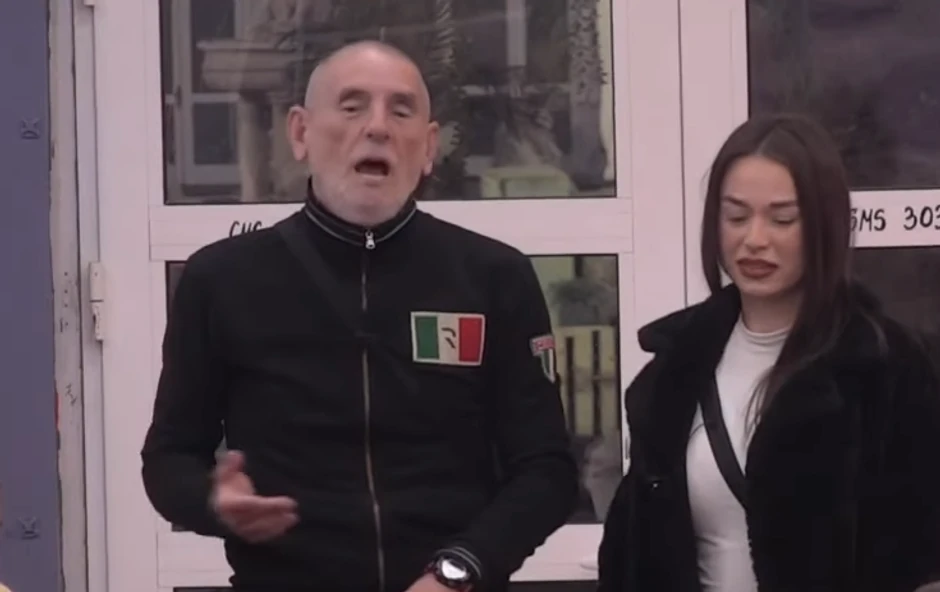 Lepi Mića i Ivanija