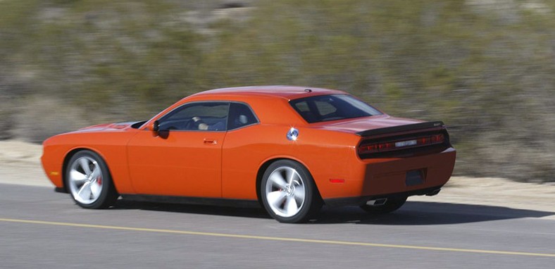 Chicago 2008: Dodge Challenger SRT8 w akcji (video)