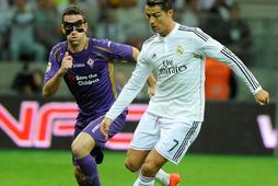Gonzalo Rodriguez Cristiano Ronaldo Fiorentina Real Madryt piłka nożna Stadion Narodowy Warszawa