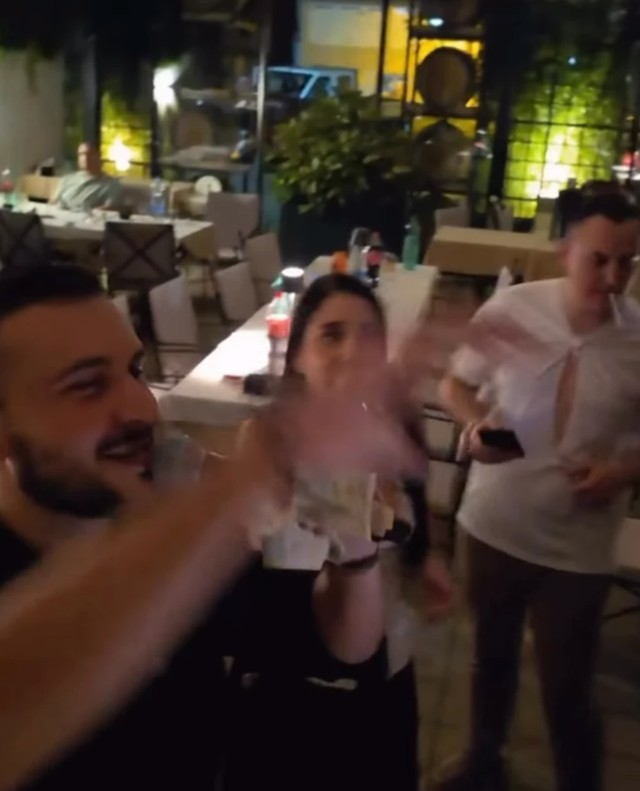 Mirče slavio rođenje ćerke