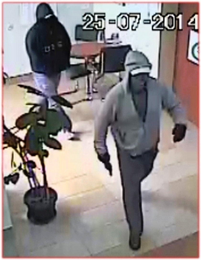 Dwóch mężczyzn napadło na bank w Łodzi