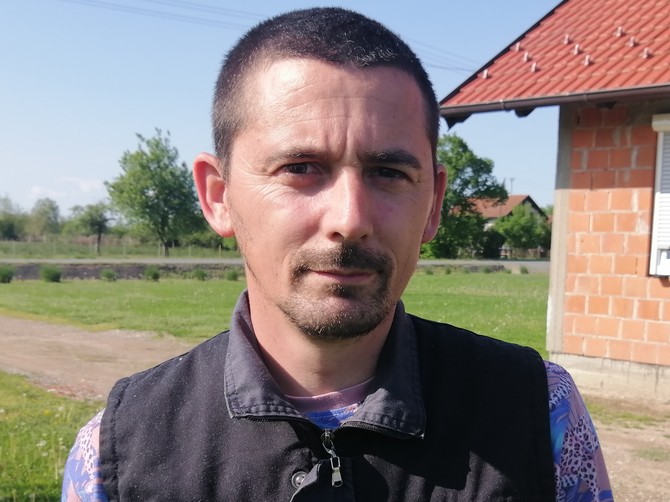 Ovaj Bosanac ima najluđe ime na Balkanu, pop mu zato zabranio ulazak u crkvu