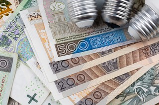 Ceny prądu w 2025 roku mają być niższe. Tak planuje rząd