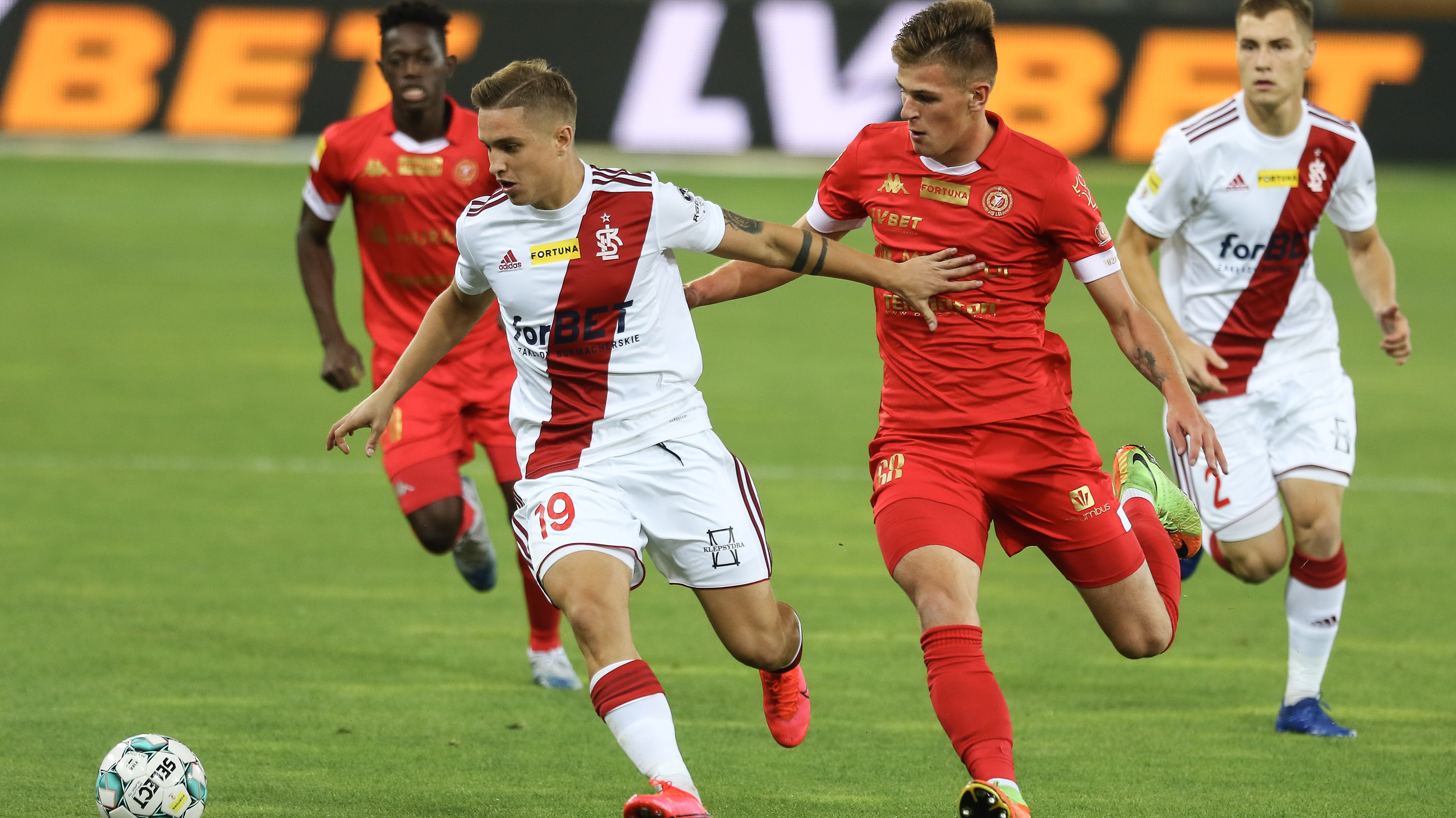 Widzew Łks : Widzew Lks Morze Rac Na Derbach Lodzi Kibice ...