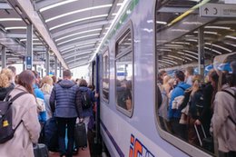 Zamieszanie z cenami nie zniechęciło Polaków. PKP Intercity z rekordową liczbą pasażerów