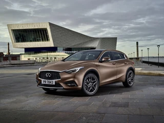 Infiniti Q30 pierwsze zdjcie