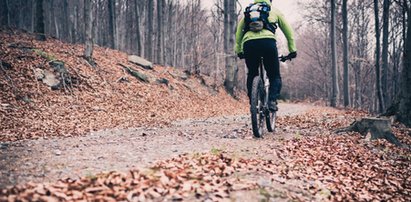 Pan Bogusław przewrócił się na rowerze i... odnalazł skarb