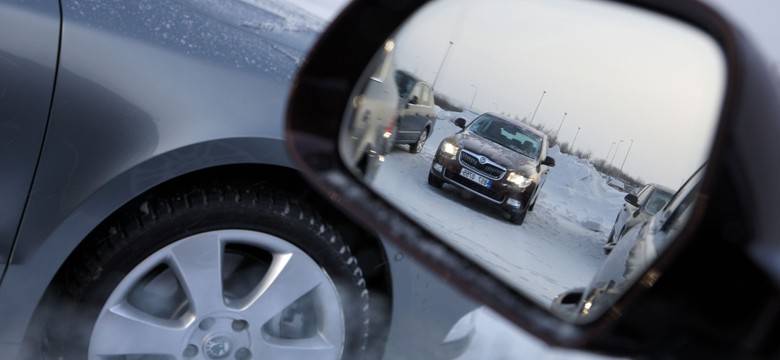 Alarm pogodowy na drogach. Gołoledź, ślizgawica i wypadki. Zobacz, gdzie jest najgorzej