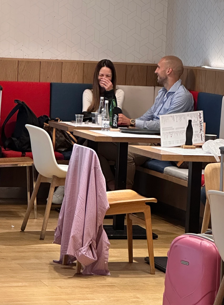 Danijela Dimitrovska uhvaćena sa novim dečkom, Jevrem Kosnić uživa sa manekenkom