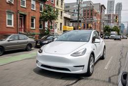 Tesla Model Y kontra Volkswagen ID.6 Crozz. Pierwszy crash test