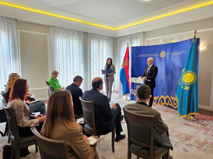 Brifing u ambasadi Kazahstana