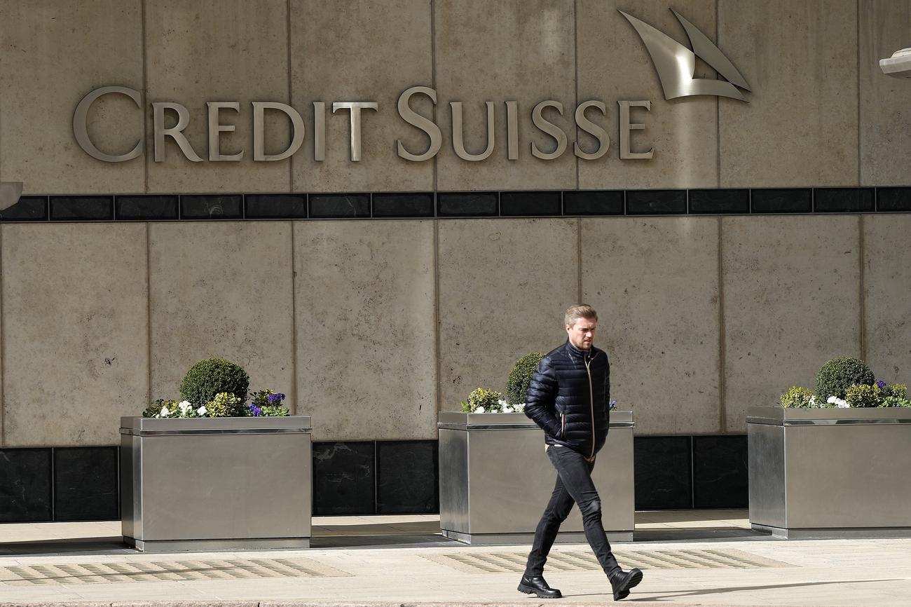 Centralna banka Švajcarske preuzima Kredi Svis