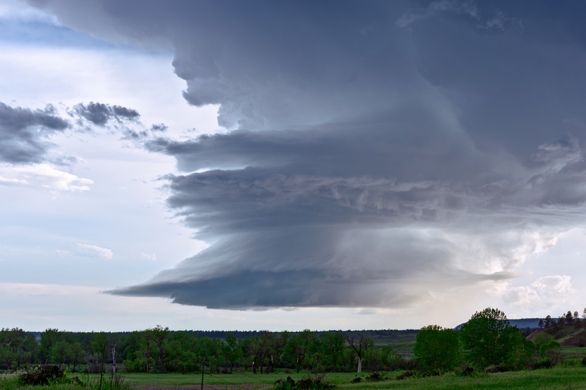 Trenutno niko ne može da potvrdi da će oluje biti snažne i razorne kao prethodnih dana