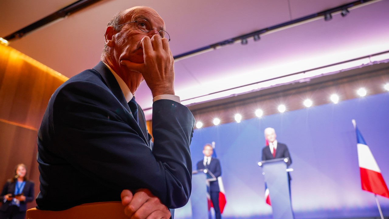 Niekończące się kłopoty z francuskim długiem. Rząd znów musi szukać oszczędności, gdzie tylko się da